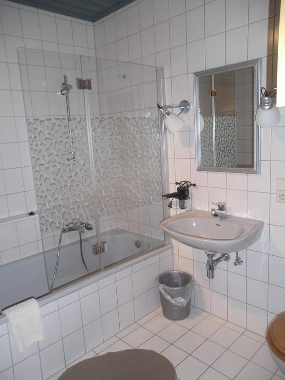 Pension Waldfrieden Maring-Noviand Ruang foto