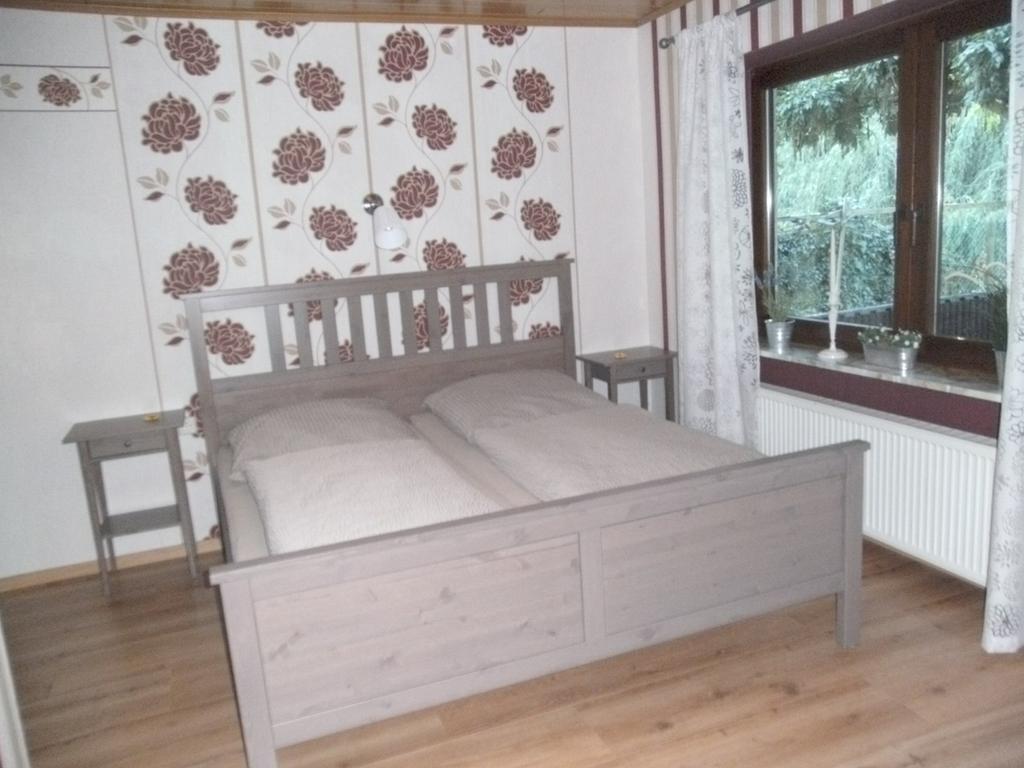 Pension Waldfrieden Maring-Noviand Ruang foto