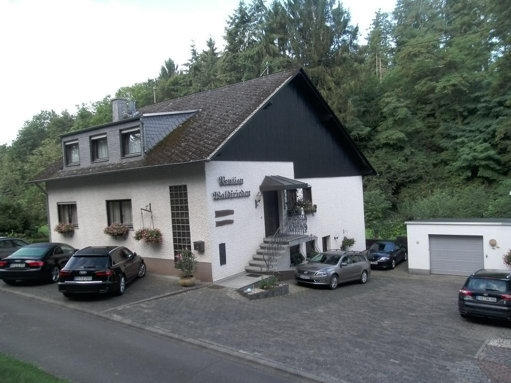 Pension Waldfrieden Maring-Noviand Bagian luar foto