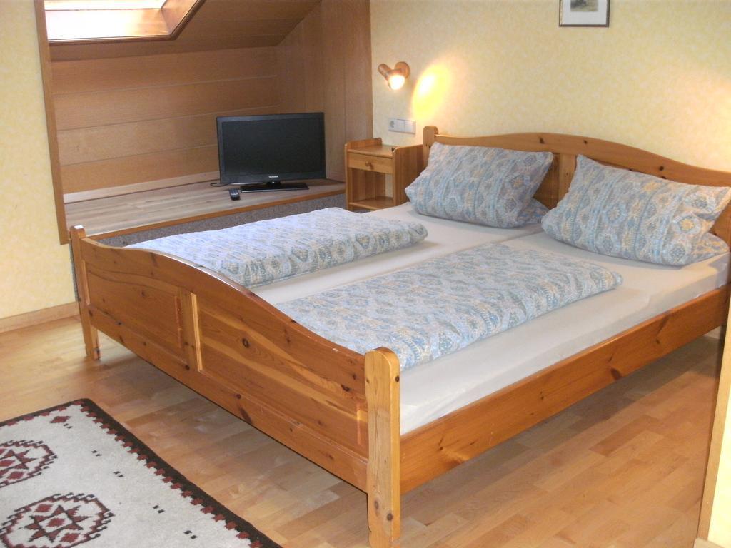 Pension Waldfrieden Maring-Noviand Bagian luar foto